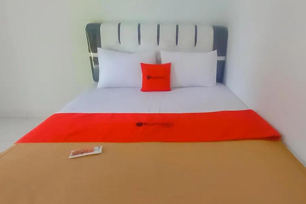 Reddoorz @ Geopark Ciletuh Sukabumi Otel Cilowa Dış mekan fotoğraf